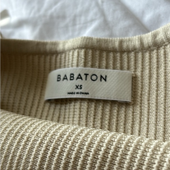 aritzia: babaton alaska sculpt knit tank - Picture 2 of 3